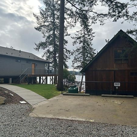 Pender Harbour Resort & Marina Garden Bay 외부 사진