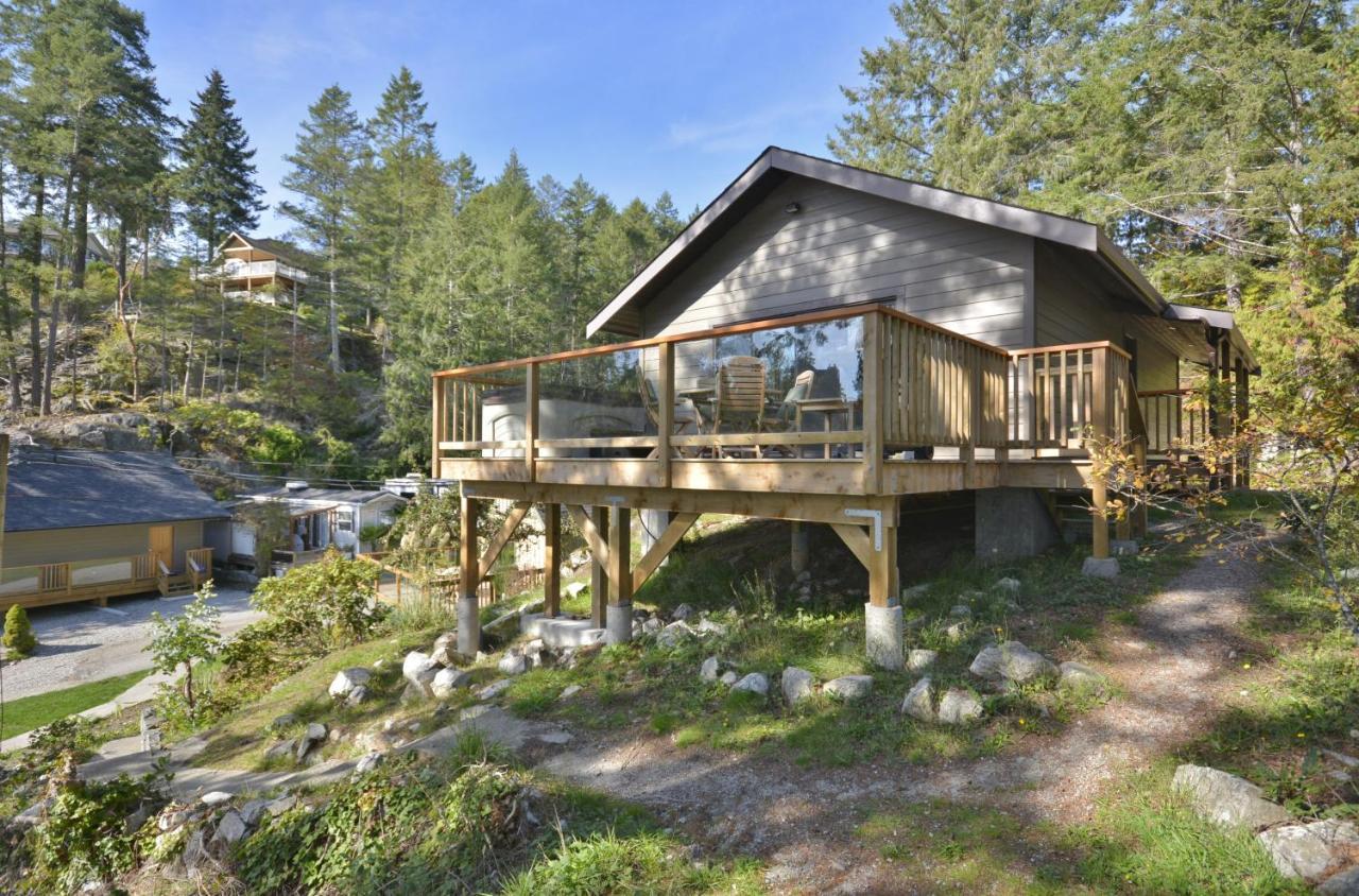 Pender Harbour Resort & Marina Garden Bay 외부 사진