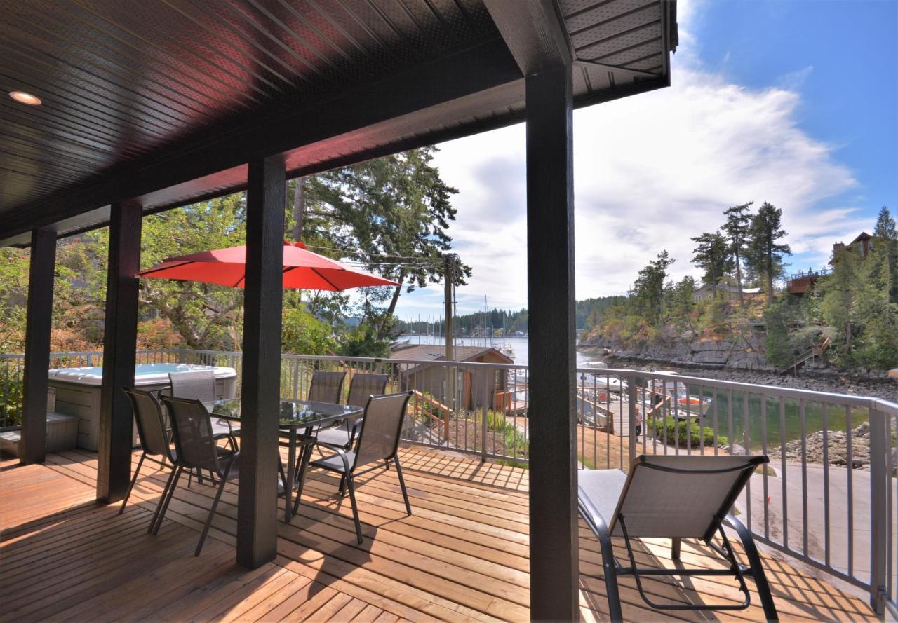 Pender Harbour Resort & Marina Garden Bay 외부 사진
