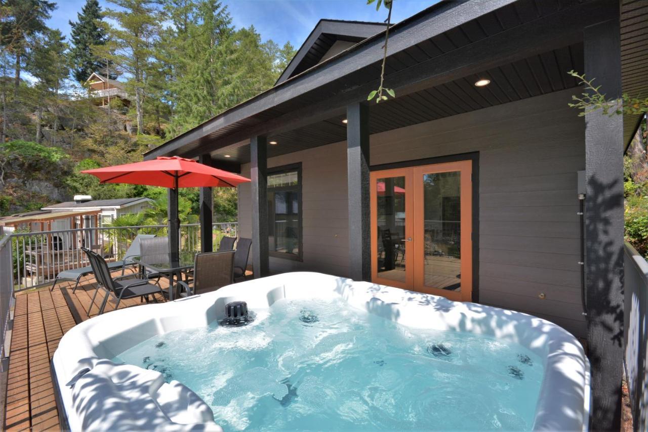 Pender Harbour Resort & Marina Garden Bay 외부 사진