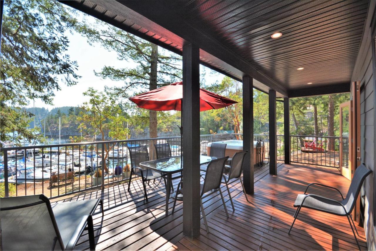 Pender Harbour Resort & Marina Garden Bay 외부 사진
