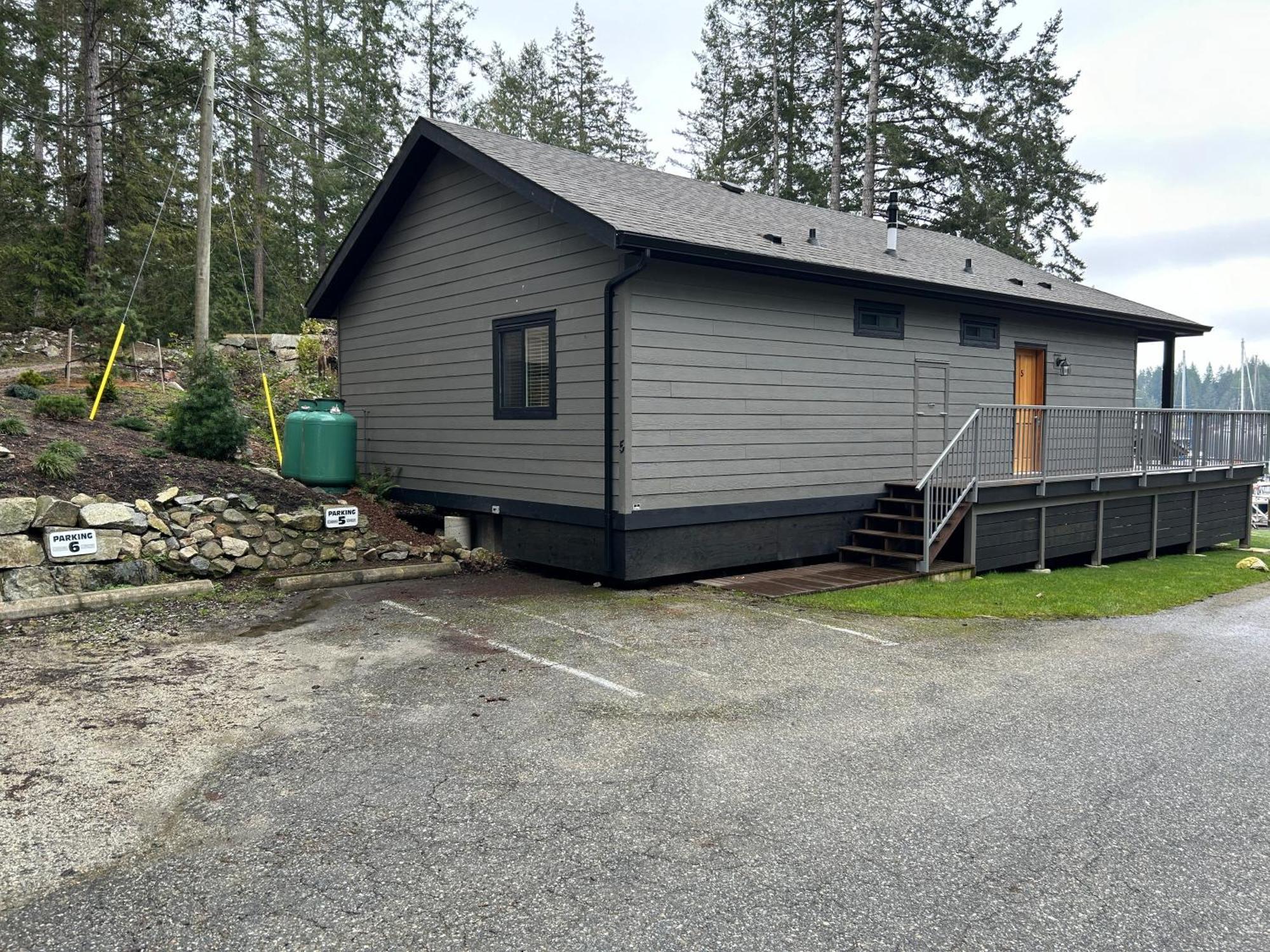 Pender Harbour Resort & Marina Garden Bay 외부 사진