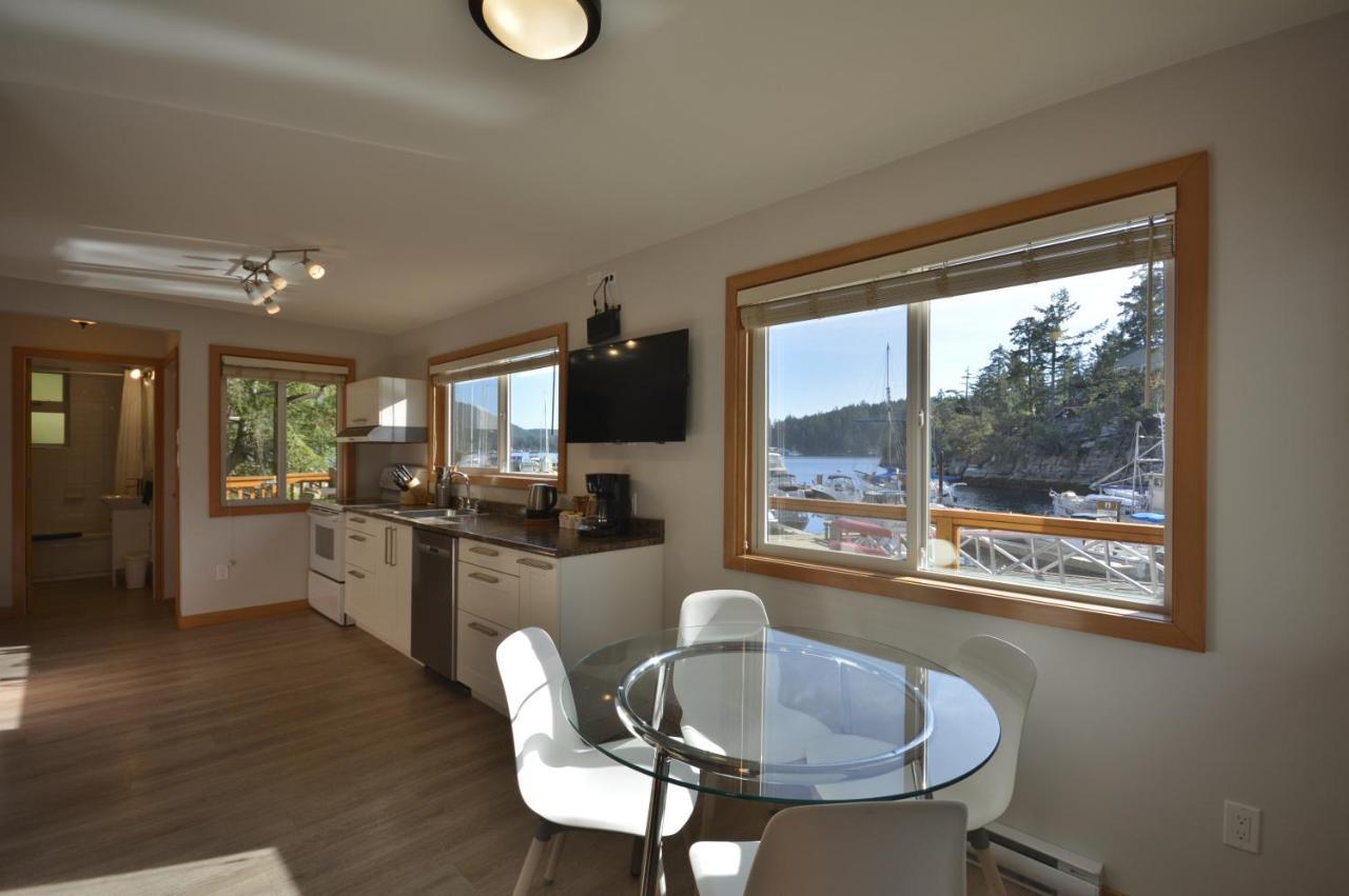Pender Harbour Resort & Marina Garden Bay 외부 사진