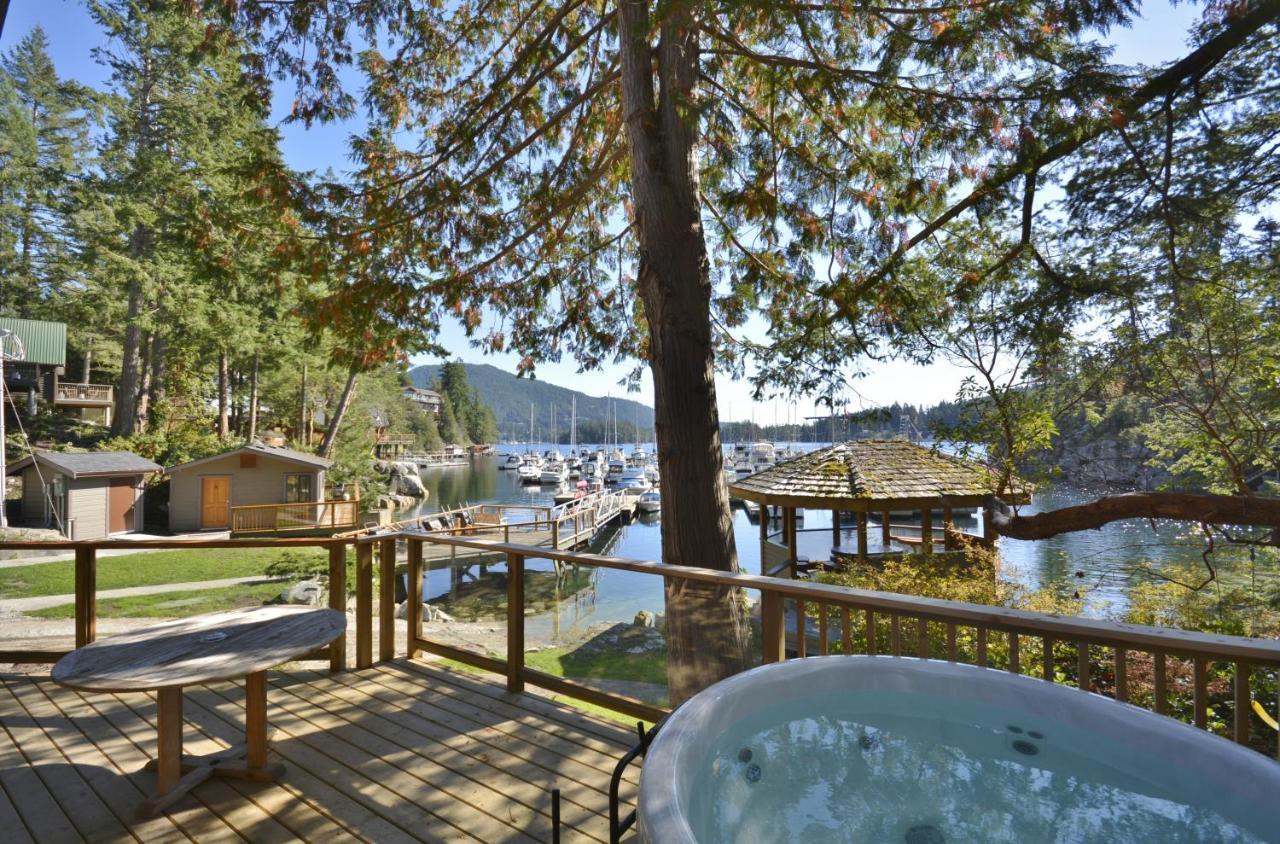 Pender Harbour Resort & Marina Garden Bay 외부 사진
