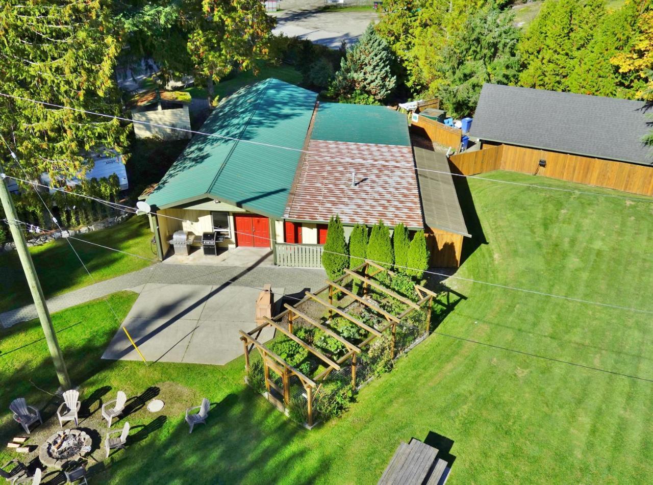 Pender Harbour Resort & Marina Garden Bay 외부 사진